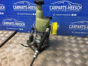 Used Power steering pump Ford S-Max (GBW) Price on request offered by Carparts Heesch
