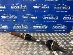 Used Front drive shaft, right Ford B-Max (JK8) 1.0 EcoBoost 12V 100 Price on request offered by Carparts Heesch