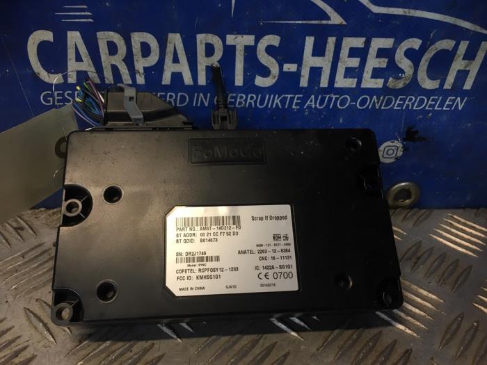 Używane Modul Bluetooth Ford Transit Courier 1.6 TDCi Cena € 50,00 Procedura marży oferowane przez Carparts Heesch