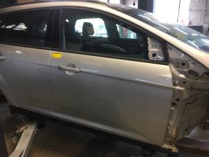 Used Front door 4-door, right Ford Focus 3 Wagon 1.6 Ti-VCT 16V 105 Price € 236,25 Margin scheme offered by Carparts Heesch