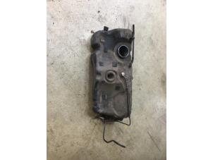 Used Tank Mini Mini (R56) 1.6 16V One Price € 78,75 Margin scheme offered by Carparts Heesch