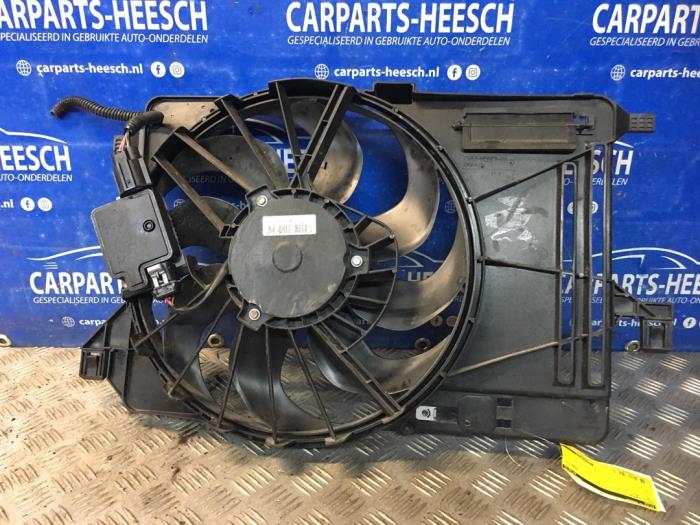 Gebrauchte Kühlerventilator Ford C-Max (DXA) 1.0 Ti-VCT EcoBoost 12V 100 Preis € 50,00 Margenregelung angeboten von Carparts Heesch