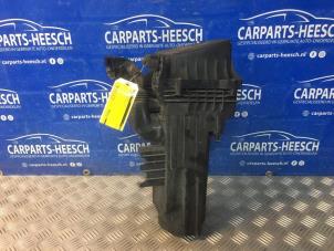 Used Air box Ford B-Max (JK8) 1.0 EcoBoost 12V 120 Price € 47,25 Margin scheme offered by Carparts Heesch