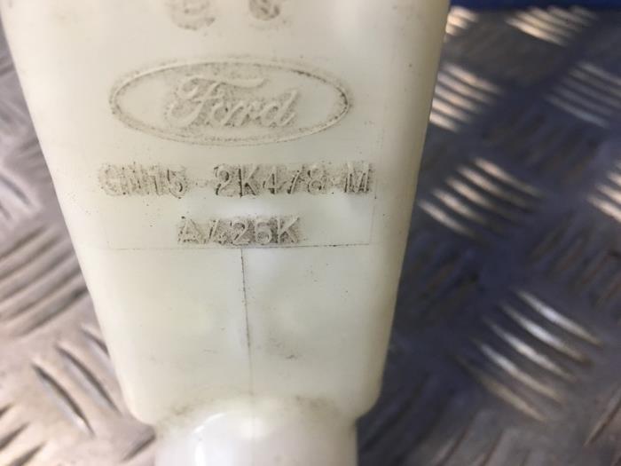 Master cylinder from a Ford EcoSport (JK8) 1.0 EcoBoost 12V 125 4x4 2019