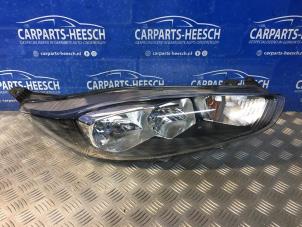 Used Headlight, right Ford Fiesta 6 (JA8) 1.0 Ti-VCT 12V 65 Price € 131,25 Margin scheme offered by Carparts Heesch