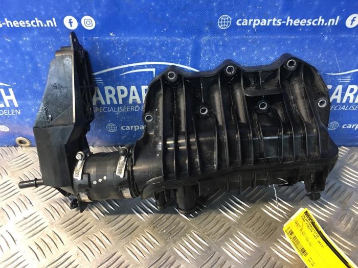 Używane Kolektor dolotowy Ford Fiesta 6 (JA8) 1.0 Ti-VCT 12V 65 Cena € 50,00 Procedura marży oferowane przez Carparts Heesch