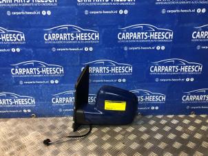 Używane Lusterko zewnetrzne lewe Volkswagen Caddy Combi III (2KB,2KJ) 1.9 TDI Cena € 36,75 Procedura marży oferowane przez Carparts Heesch