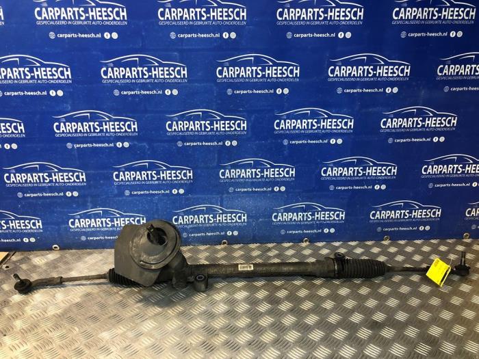 Steering box from a Ford Transit Courier 1.6 TDCi 2016