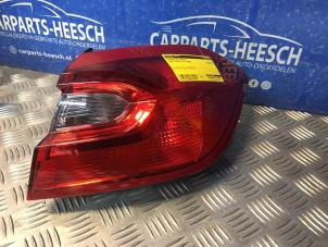 Usados Luz trasera derecha Ford Fiesta 7 Precio € 94,50 Norma de margen ofrecido por Carparts Heesch
