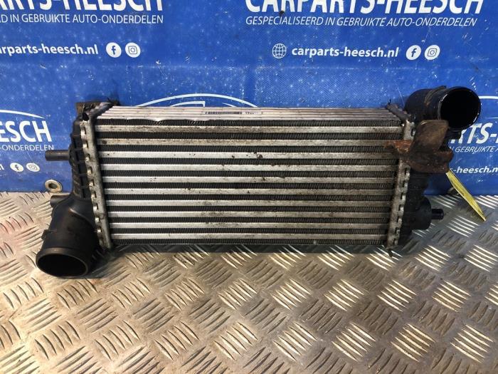 Usados Intercooler Ford Focus 3 1.6 TDCi 115 Precio € 40,00 Norma de margen ofrecido por Carparts Heesch