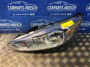 Used Headlight, left Ford Focus 3 Wagon 1.0 Ti-VCT EcoBoost 12V 100 Price € 131,25 Margin scheme offered by Carparts Heesch