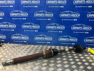 Used Front drive shaft, right Ford B-Max (JK8) 1.0 EcoBoost 12V 100 Price on request offered by Carparts Heesch