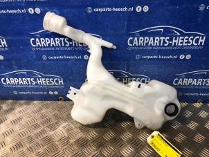 Used Front windscreen washer reservoir Ford Fiesta 7 1.0 EcoBoost 12V 140 Price € 21,00 Margin scheme offered by Carparts Heesch