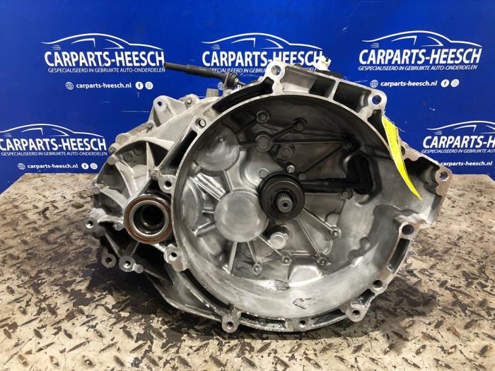 Usagé Boîte de vitesse Ford Fiesta 6 ST 1.6 ST 16V Prix € 750,00 Règlement à la marge proposé par Carparts Heesch