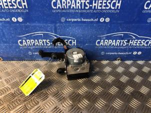 Used ABS pump Ford Focus 3 Wagon 1.0 Ti-VCT EcoBoost 12V 125 Price € 262,50 Margin scheme offered by Carparts Heesch