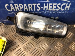 Used Fog light, front right Ford Focus 3 Wagon 1.0 Ti-VCT EcoBoost 12V 100 Van Price € 26,25 Margin scheme offered by Carparts Heesch