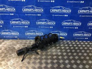 Used Front shock absorber rod, right Ford C-Max (DXA) 1.0 Ti-VCT EcoBoost 12V 125 Price € 52,50 Margin scheme offered by Carparts Heesch