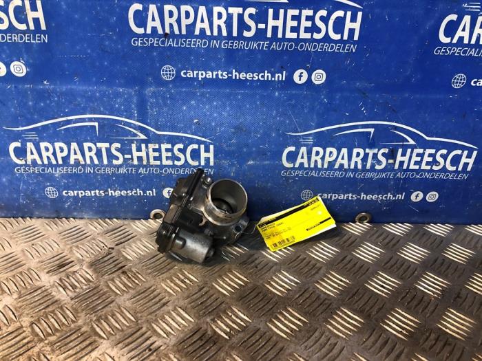 Używane Przepustnica Ford Focus 3 Wagon 1.0 Ti-VCT EcoBoost 12V 100 Cena € 25,00 Procedura marży oferowane przez Carparts Heesch