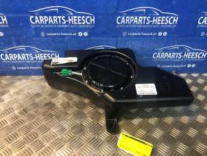 Used Subwoofer Ford Mondeo V Wagon 1.5 EcoBoost 16V Price € 52,50 Margin scheme offered by Carparts Heesch