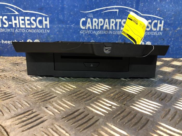 Usagé Divers Ford Fiesta 7 1.0 EcoBoost 12V 100 Prix € 25,00 Règlement à la marge proposé par Carparts Heesch