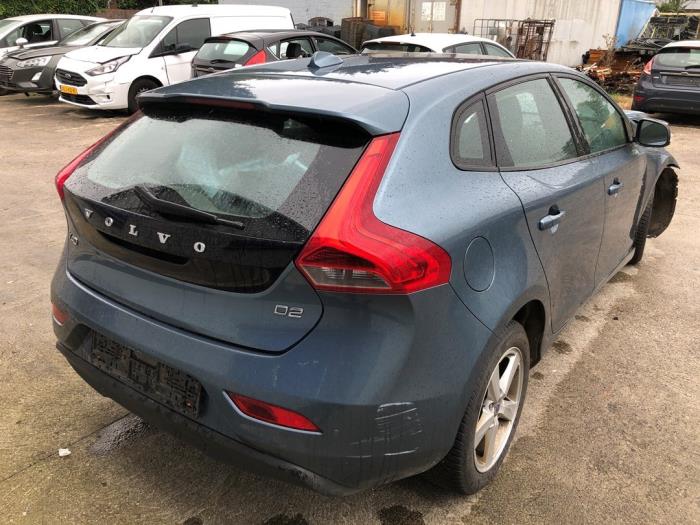 Używane Tylna klapa Volvo V40 (MV) 1.6 D2 Cena € 150,00 Procedura marży oferowane przez Carparts Heesch