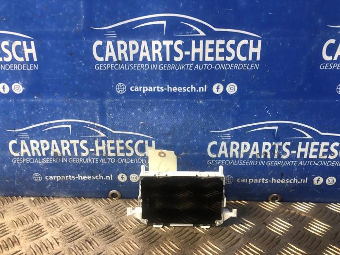 Begagnade Innerdisplay Ford Kuga II (DM2) 1.5 EcoBoost 16V 150 4x4 Pris € 50,00 Marginaltabell erbjuds av Carparts Heesch
