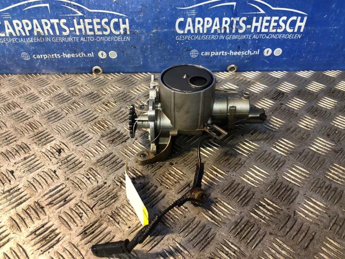 Gebrauchte Ölpumpe Peugeot 308 (4A/C) 1.6 VTI 16V Preis € 150,00 Margenregelung angeboten von Carparts Heesch