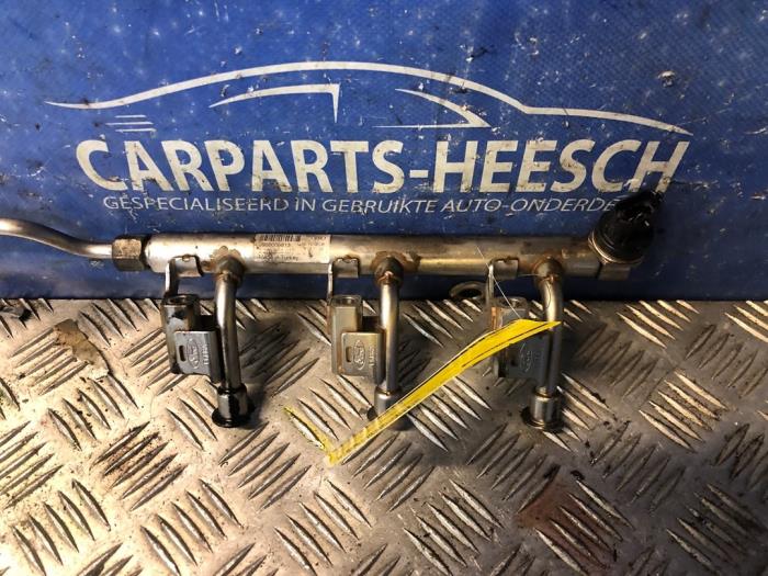 Usagé Système d'injection Ford Focus 3 1.0 Ti-VCT EcoBoost 12V 100 Prix € 40,00 Règlement à la marge proposé par Carparts Heesch
