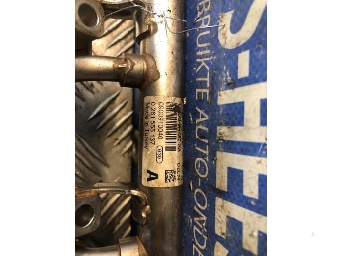 Usagé Système d'injection Ford Focus 3 Wagon 1.0 Ti-VCT EcoBoost 12V 125 Prix € 40,00 Règlement à la marge proposé par Carparts Heesch