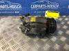 Pompe clim d'un Ford Fiesta 6 (JA8), 2008 / 2018 1.0 EcoBoost 12V 100, Berline avec hayon arrière, Essence, 998cc, 74kW (101pk), FWD, SFJA; SFJB; SFJC; SFJD, 2013-01 / 2017-04 2015