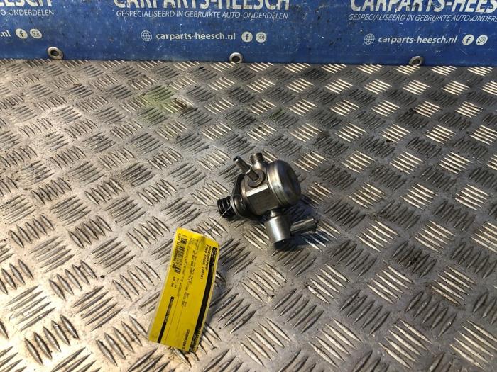 Begagnade Högtryckspump Ford Focus 3 Wagon 1.0 Ti-VCT EcoBoost 12V 125 Pris € 65,00 Marginaltabell erbjuds av Carparts Heesch