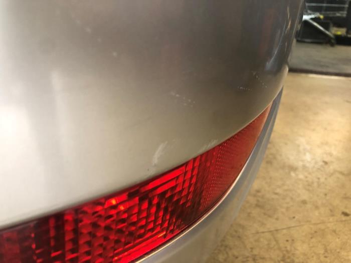 Pare-chocs arrière d'un Ford Fiesta 6 (JA8) 1.0 SCI 12V 80 2016