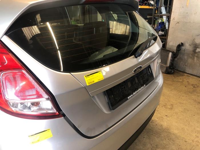 Hayon arrière d'un Ford Fiesta 6 (JA8) 1.0 SCI 12V 80 2016
