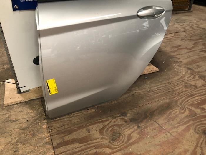 Portière 4portes arrière gauche d'un Ford Fiesta 6 (JA8) 1.0 SCI 12V 80 2016