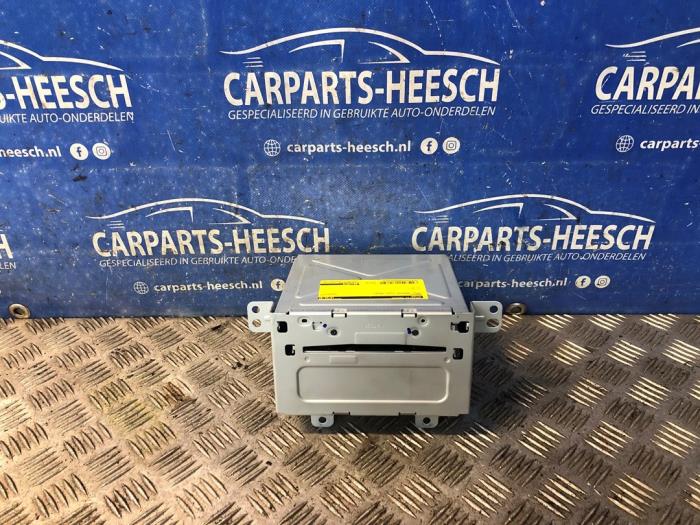 Używane Radio Opel Meriva (B) 1.4 Turbo 16V ecoFLEX Cena € 200,00 Procedura marży oferowane przez Carparts Heesch