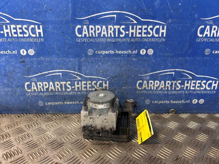 Begagnade ABS-pump Ford S-Max (WPC) 1.5 EcoBoost 16V Pris € 125,00 Marginaltabell erbjuds av Carparts Heesch