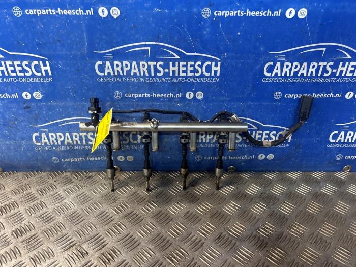 Usagé Système d'injection Ford Focus 3 1.6 EcoBoost 16V Prix € 50,00 Règlement à la marge proposé par Carparts Heesch