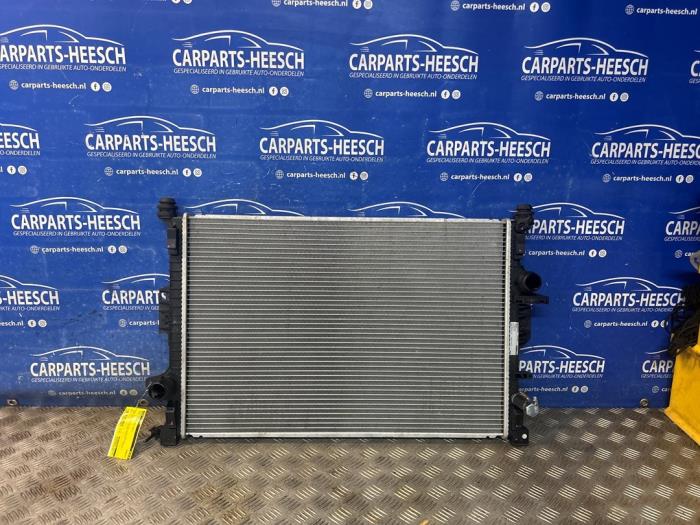 Usagé Radiateur Ford Mondeo IV Wagon 1.6 EcoBoost 16V Prix € 75,00 Règlement à la marge proposé par Carparts Heesch
