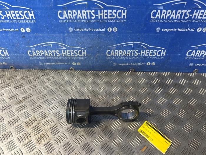 Gebrauchte Kolben Ford Transit Custom 2.2 TDCi 16V Preis € 150,00 Margenregelung angeboten von Carparts Heesch