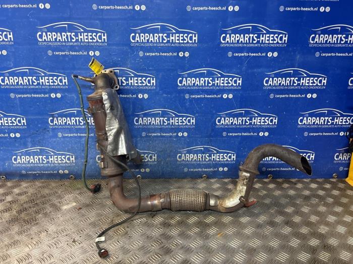 Używane Katalizator Ford Tourneo Courier (JU2) 1.0 Ti-VCT EcoBoost 12V Cena € 175,00 Procedura marży oferowane przez Carparts Heesch