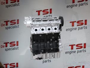 Motor van een Volkswagen Golf VI (5K1) 2.0 TSI R 16V 4Motion 2011