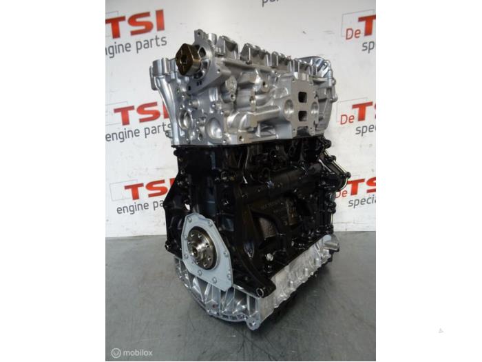 Engine from a Volkswagen Golf VII (AUA) 2.0 GTI 16V 2014