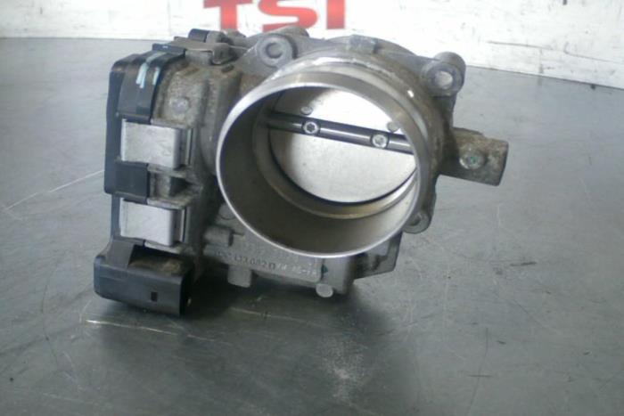 Throttle body from a Volkswagen Touran 2009