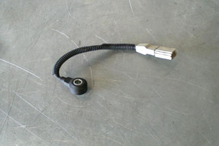 Gebrauchte Klopfsensor Audi RS5 Preis € 21,00 Margenregelung angeboten von TSI-Parts / Allmotorparts B.V.