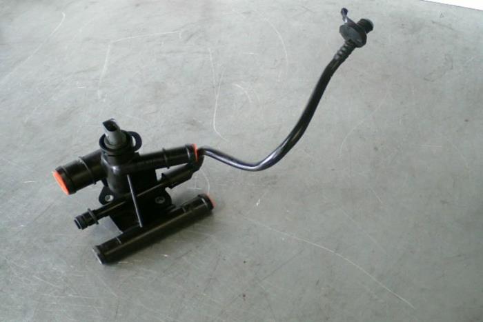 Begagnade Vattenrör Volkswagen Golf Pris € 29,00 Marginaltabell erbjuds av TSI-Parts / Allmotorparts B.V.