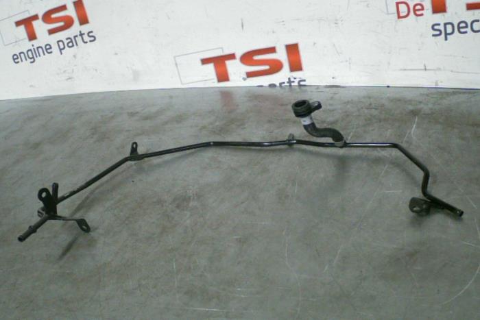 Begagnade Vattenrör Audi S3 (8V1/8VK) 2.0 T FSI 16V Pris € 12,00 Marginaltabell erbjuds av TSI-Parts / Allmotorparts B.V.
