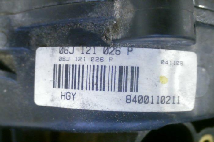 Thermostat from a Audi Q5 2011