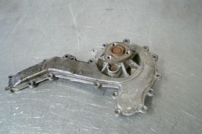 Usagé Pompe à eau Audi Q7 (4MB/4MG) 3.0 TDI V6 24V Prix € 41,00 Règlement à la marge proposé par TSI-Parts / Allmotorparts B.V.