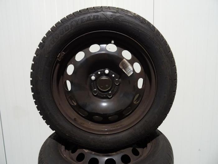 Set of wheels + tyres from a Skoda Octavia 2021