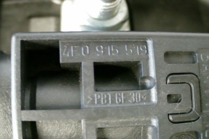 Caja de fusibles de un Audi A6 2004